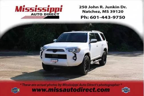 2023 Toyota 4Runner SR5 RWD photo