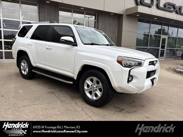 2023 Toyota 4Runner SR5 Premium RWD photo