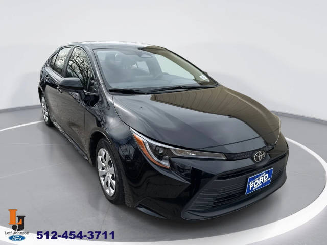 2023 Toyota Corolla LE FWD photo