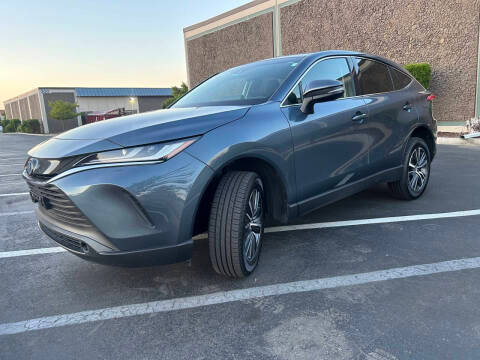 2023 Toyota Venza LE AWD photo