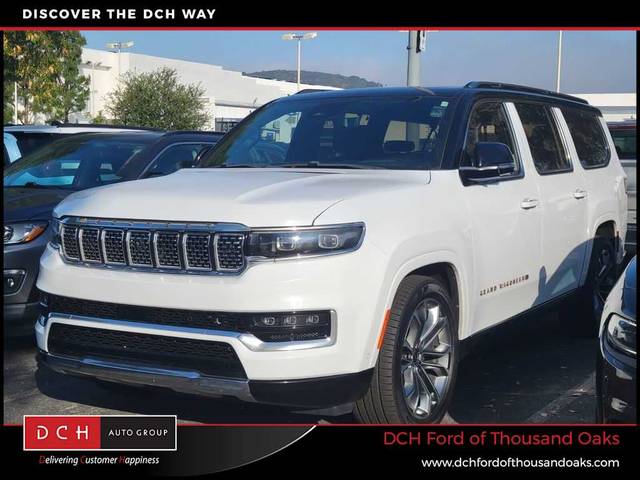 2023 Jeep Grand Wagoneer L Series III 4WD photo