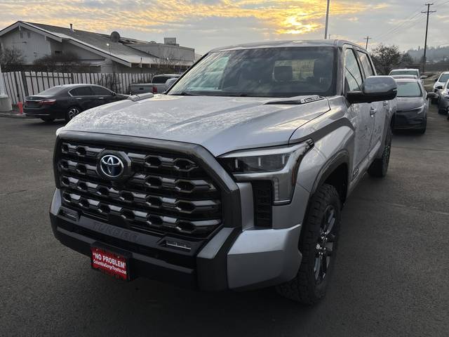2023 Toyota Tundra Platinum Hybrid 4WD photo
