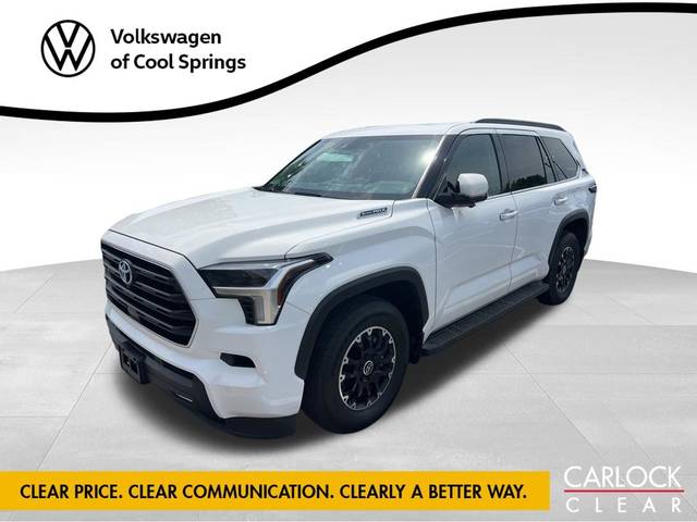 2023 Toyota Sequoia SR5 4WD photo
