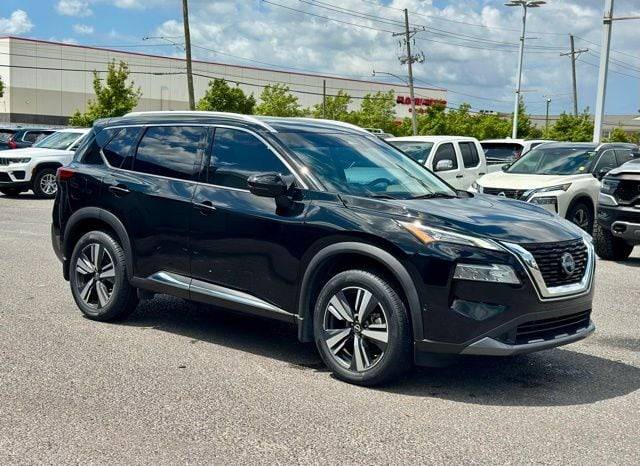 2023 Nissan Rogue SL FWD photo