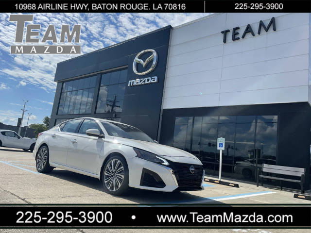 2023 Nissan Altima 2.5 SL FWD photo