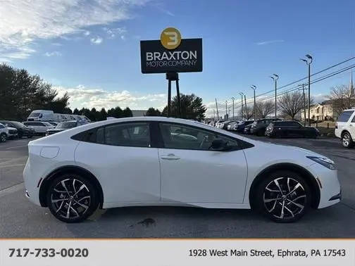 2023 Toyota Prius Prime SE FWD photo