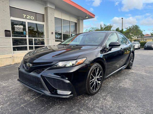 2023 Toyota Camry SE FWD photo