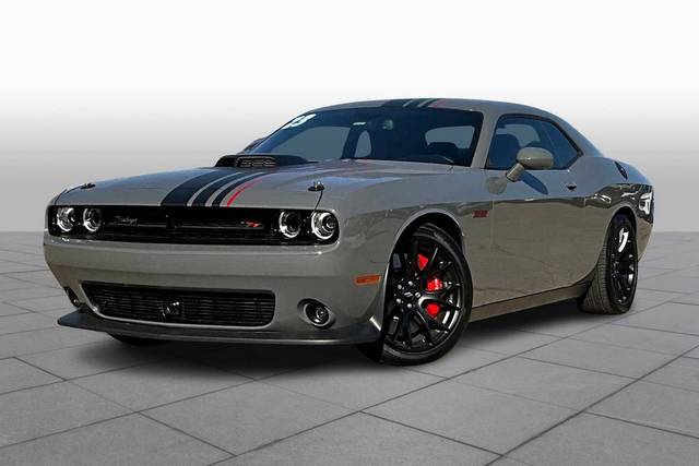 2023 Dodge Challenger R/T Scat Pack RWD photo