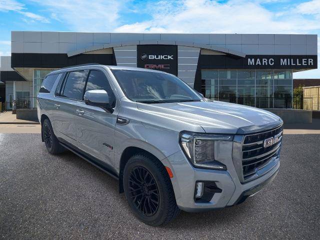 2023 GMC Yukon XL AT4 4WD photo