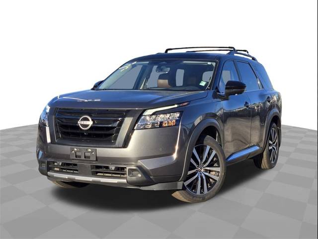 2023 Nissan Pathfinder Platinum FWD photo