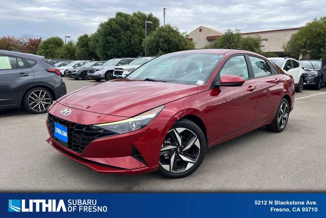 2023 Hyundai Elantra SEL FWD photo