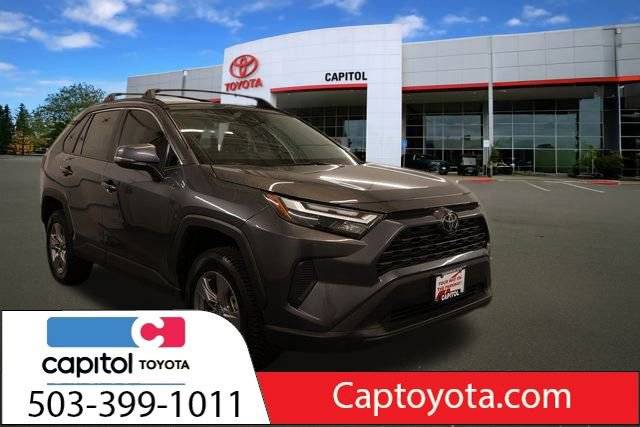 2023 Toyota RAV4 XLE AWD photo