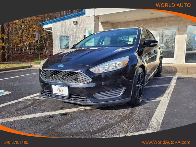 2015 Ford Focus SE FWD photo