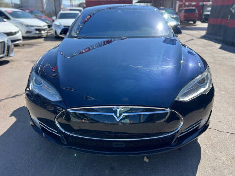 2015 Tesla Model S 85 kWh Battery RWD photo