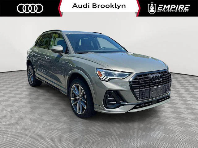 2023 Audi Q3 S line Premium AWD photo