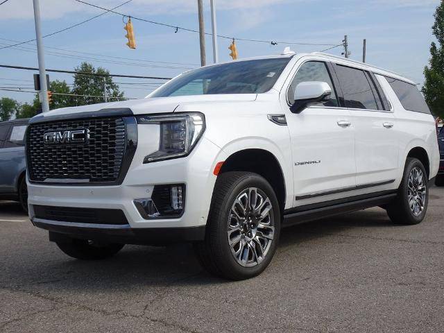 2023 GMC Yukon XL Denali Ultimate 4WD photo