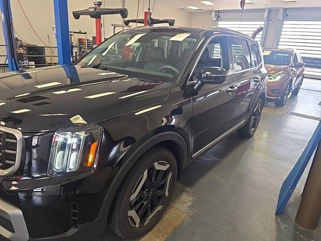 2023 Kia Telluride S AWD photo