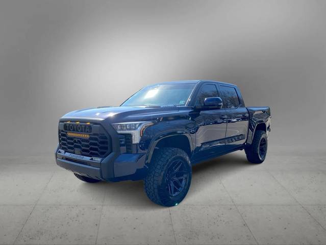 2023 Toyota Tundra Platinum Hybrid 4WD photo