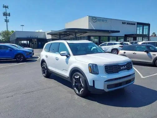 2023 Kia Telluride S AWD photo