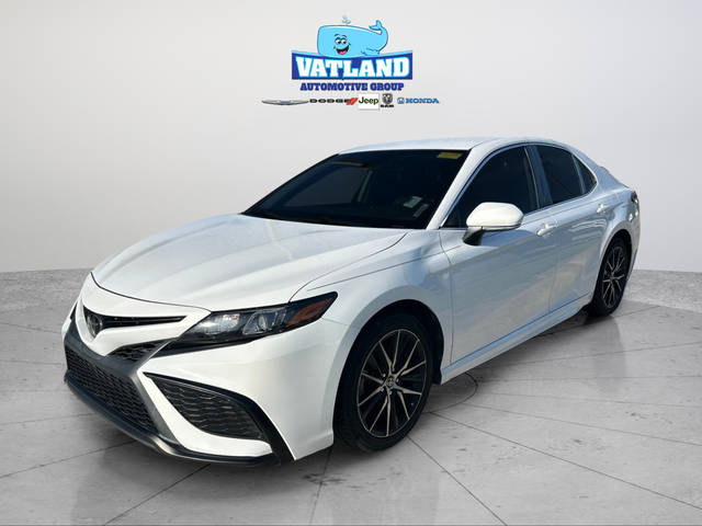 2023 Toyota Camry SE FWD photo