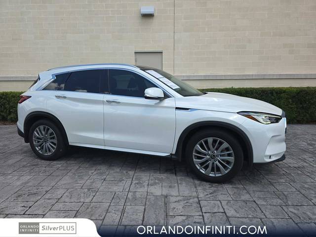 2023 Infiniti QX50 LUXE FWD photo