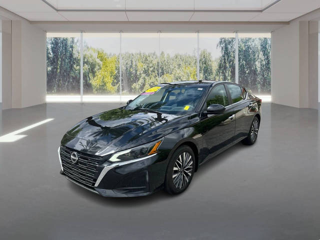 2023 Nissan Altima 2.5 SV FWD photo