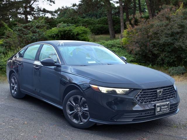 2023 Honda Accord EX FWD photo
