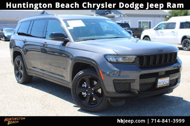 2023 Jeep Grand Cherokee L Altitude 4WD photo