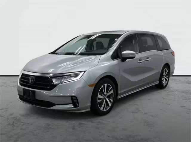 2023 Honda Odyssey Touring FWD photo