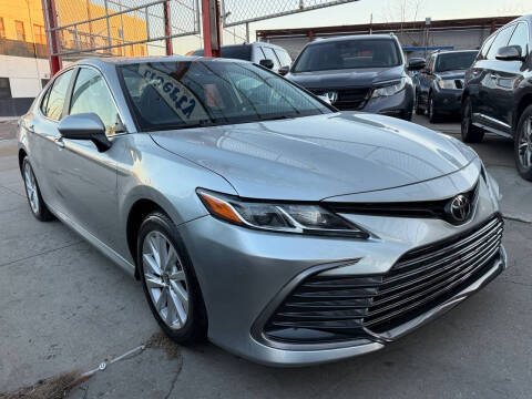 2021 Toyota Camry LE FWD photo