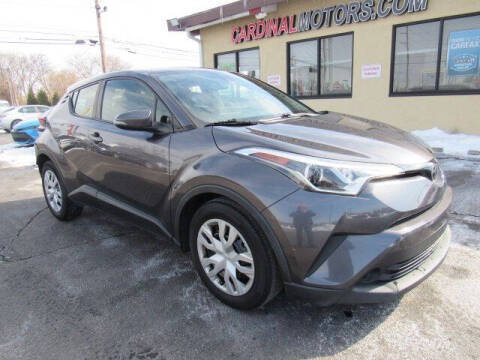 2019 Toyota C-HR LE FWD photo