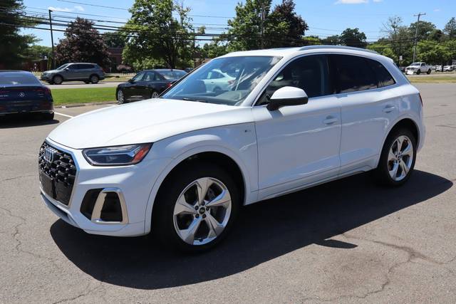 2023 Audi Q5 S line Premium Plus AWD photo