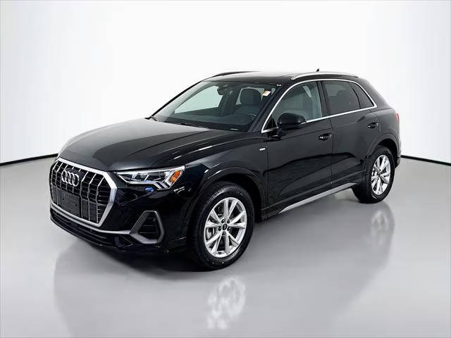 2023 Audi Q3 S line Premium AWD photo