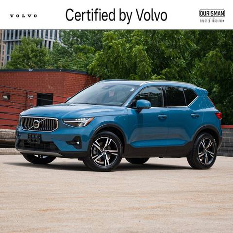 2023 Volvo XC40 Plus Bright Theme AWD photo