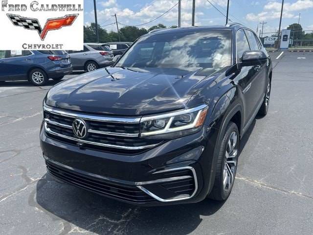 2023 Volkswagen Atlas Cross Sport 3.6L V6 SEL Premium R-Line AWD photo