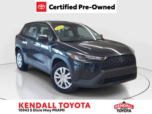 2023 Toyota Corolla Cross L FWD photo