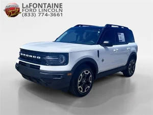 2023 Ford Bronco Sport Outer Banks 4WD photo