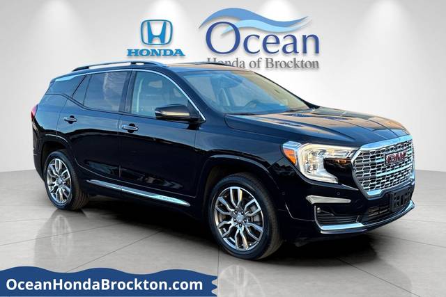 2023 GMC Terrain Denali AWD photo