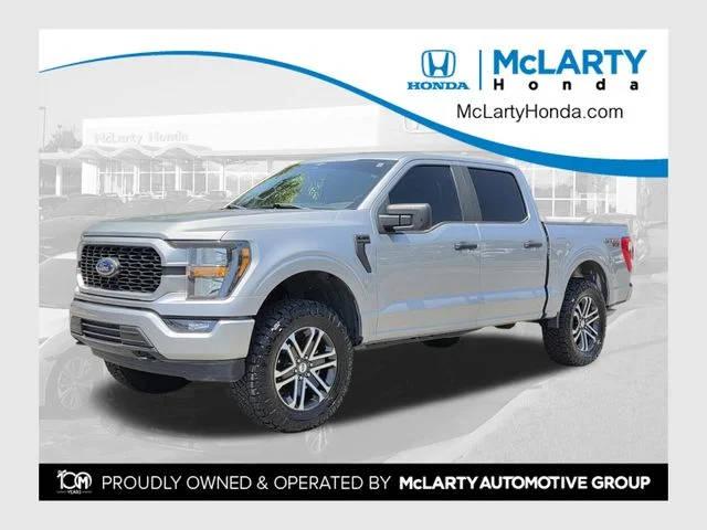 2023 Ford F-150 XL 4WD photo