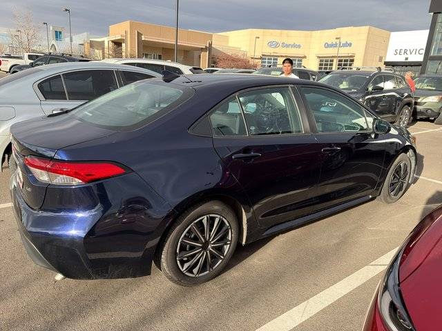 2023 Toyota Corolla LE FWD photo