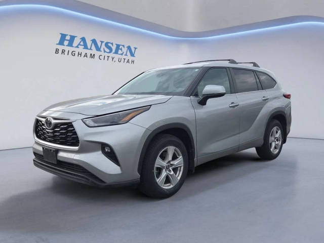 2023 Toyota Highlander LE AWD photo
