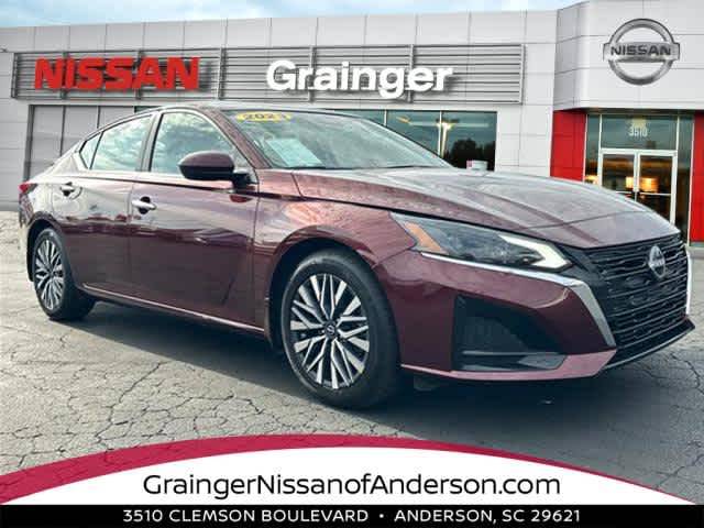2023 Nissan Altima 2.5 SV FWD photo