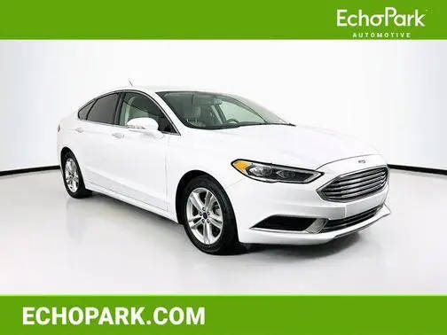 2018 Ford Fusion SE FWD photo