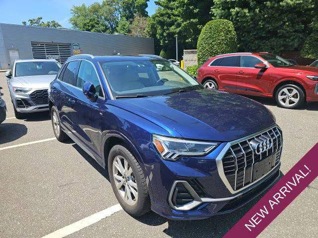 2023 Audi Q3 S line Premium AWD photo