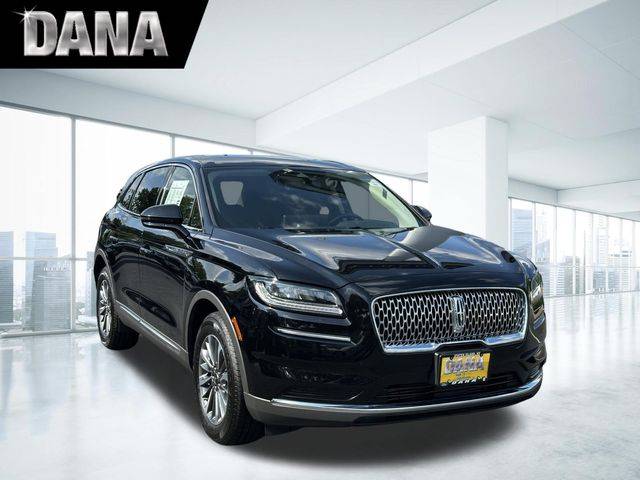 2023 Lincoln Nautilus Standard AWD photo