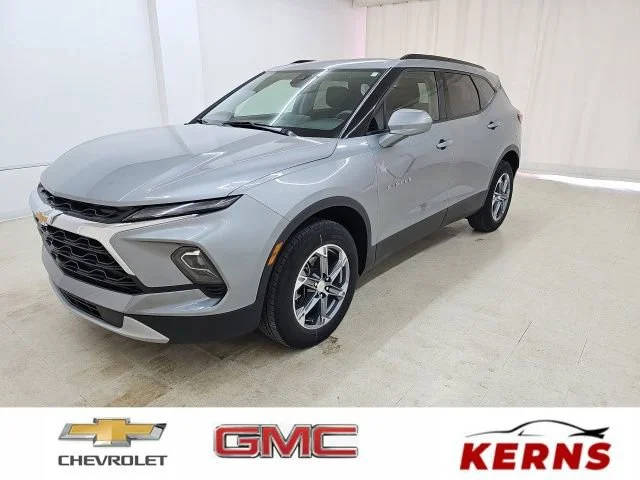 2023 Chevrolet Blazer LT FWD photo