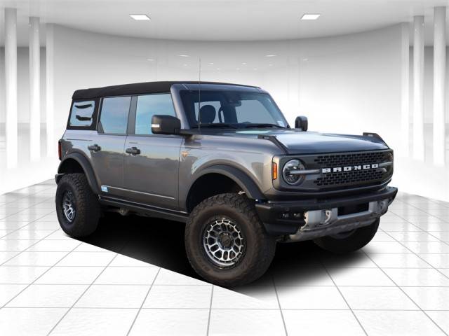 2023 Ford Bronco 4 Door Black Diamond 4WD photo