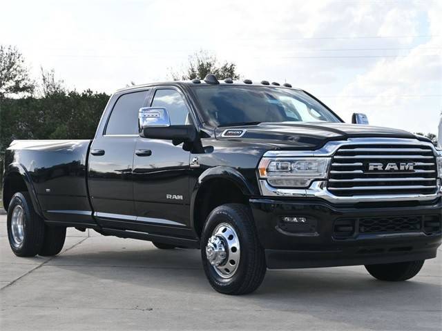 2023 Ram 3500 Longhorn 4WD photo