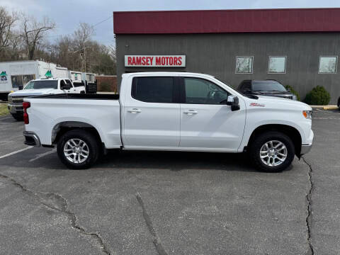 2023 Chevrolet Silverado 1500 LT 4WD photo