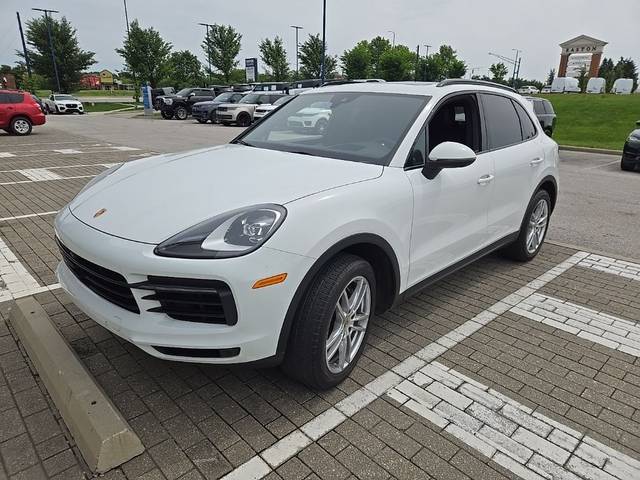 2023 Porsche Cayenne AWD photo